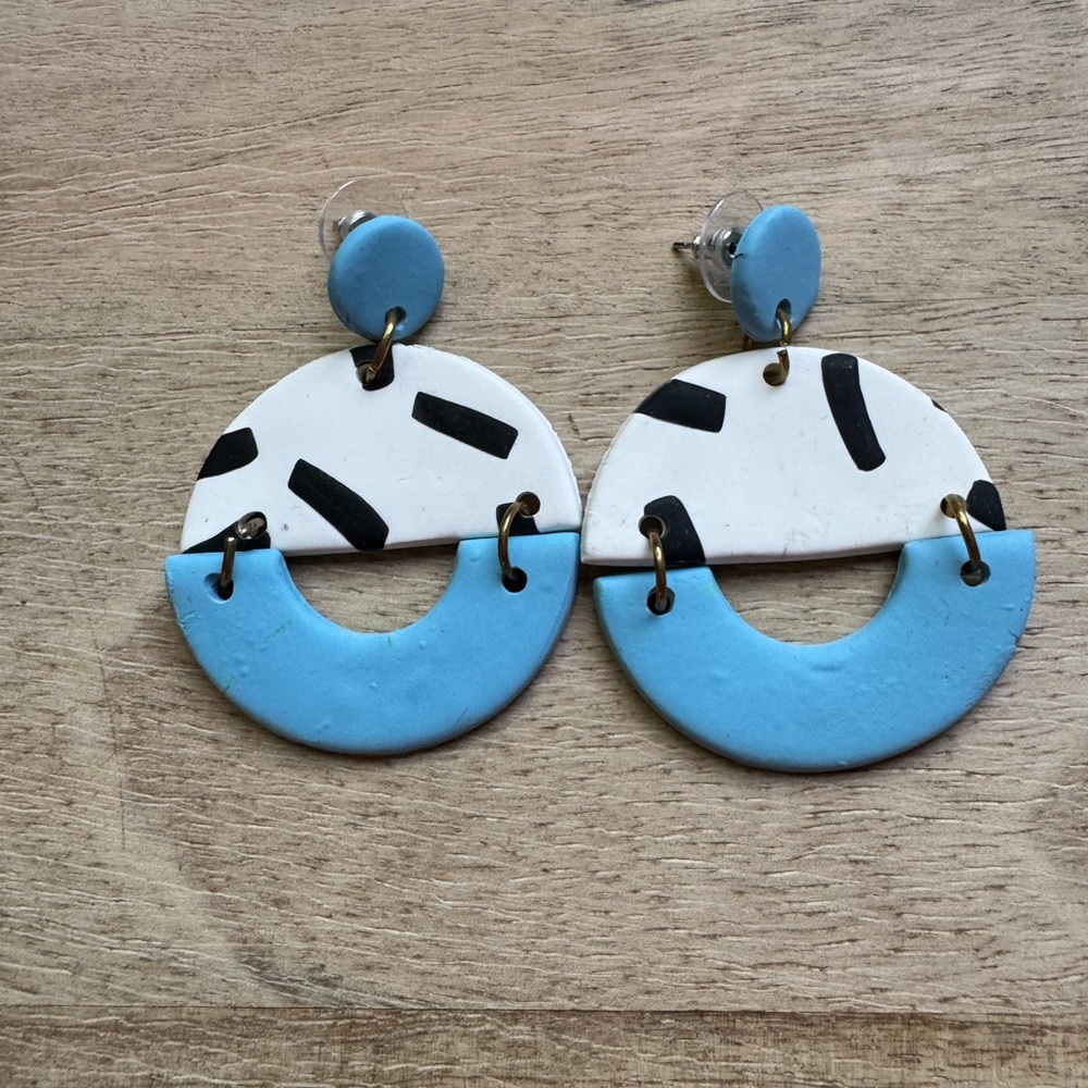Modcloth Blue, White and Black Geometric Dangle Earrings